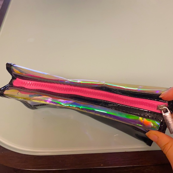 Benefit cosmetics Pouch - Picture 3 of 16